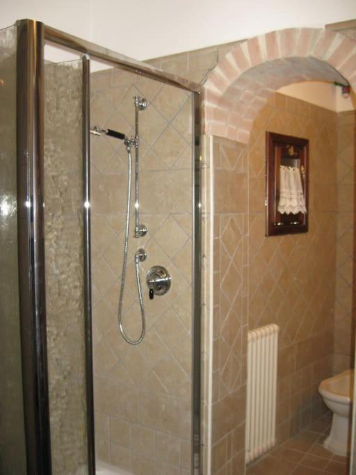 Vivilo Collection - Opera Teather Apartment - Very Central روما المظهر الخارجي الصورة